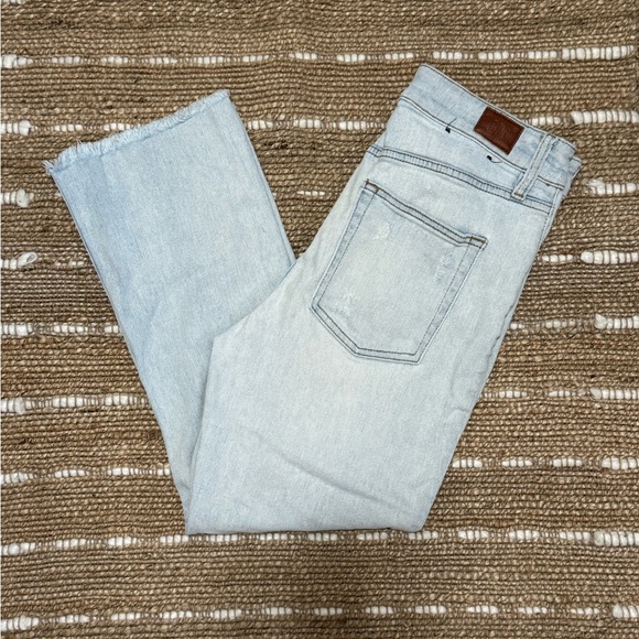 BDG Kick Flare High Rise Cropped Light Wash Jeans size 30 Urban Outfitters - Picture 1 of 10